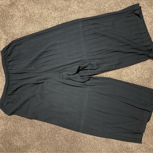 Theory Pleated Palazzo Pants in Navy - Picture 5 of 7